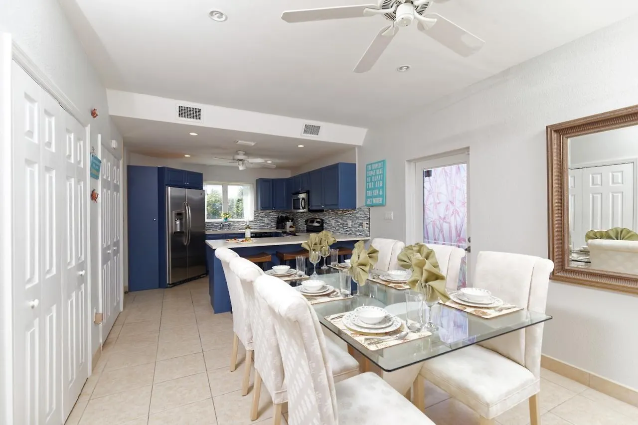 Beach Plum Villa North Side
